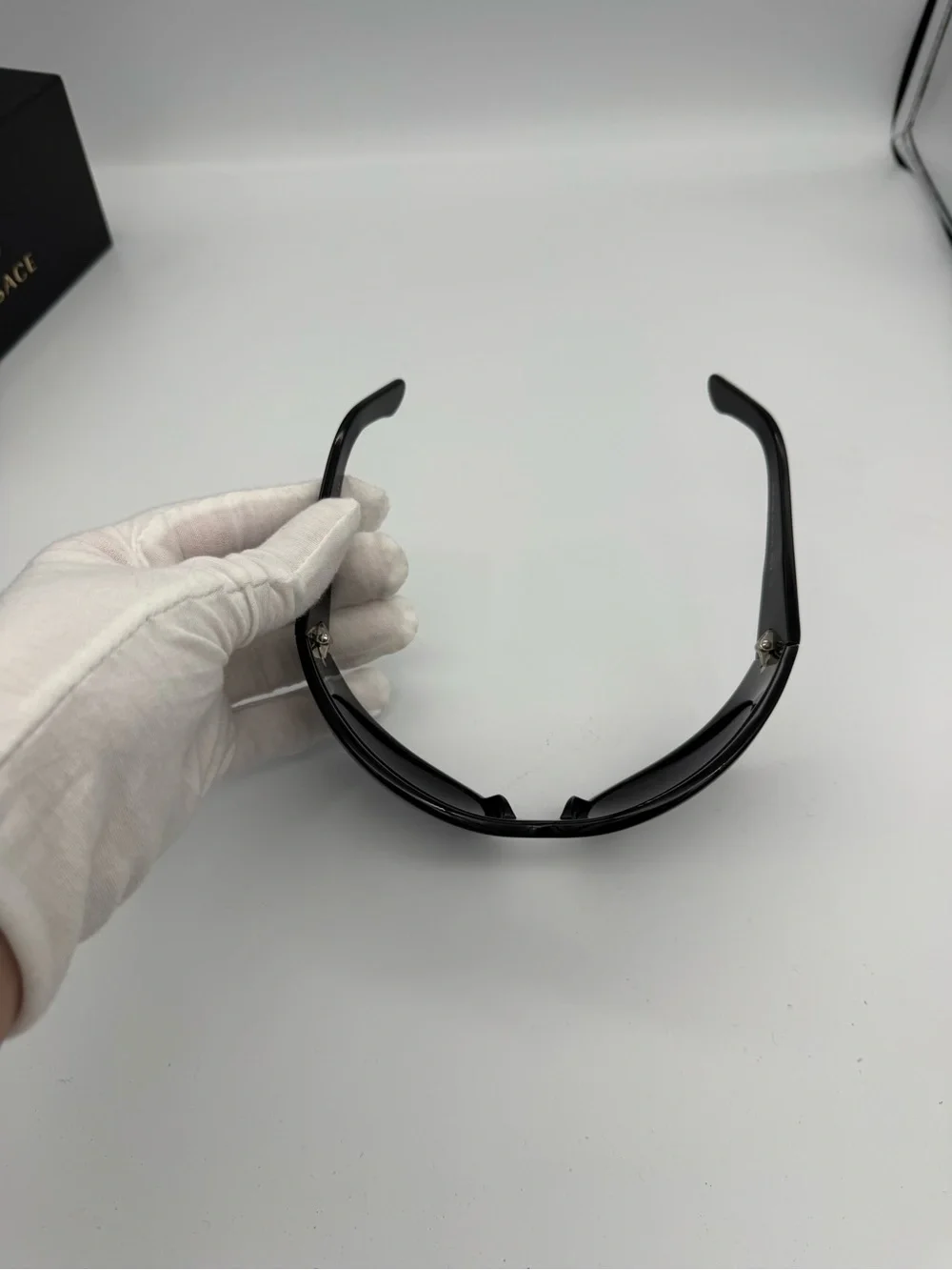 Discontinued Versace Oversized Black Shield Sunglasses Medusa Logo Full Set NOS